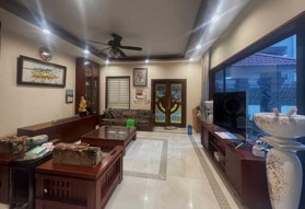 Bán biệt thự phố Đội Cấn, 235m2 x 3, giá 50 tỷ